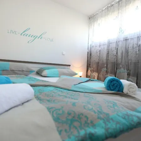 Roko Apartment *